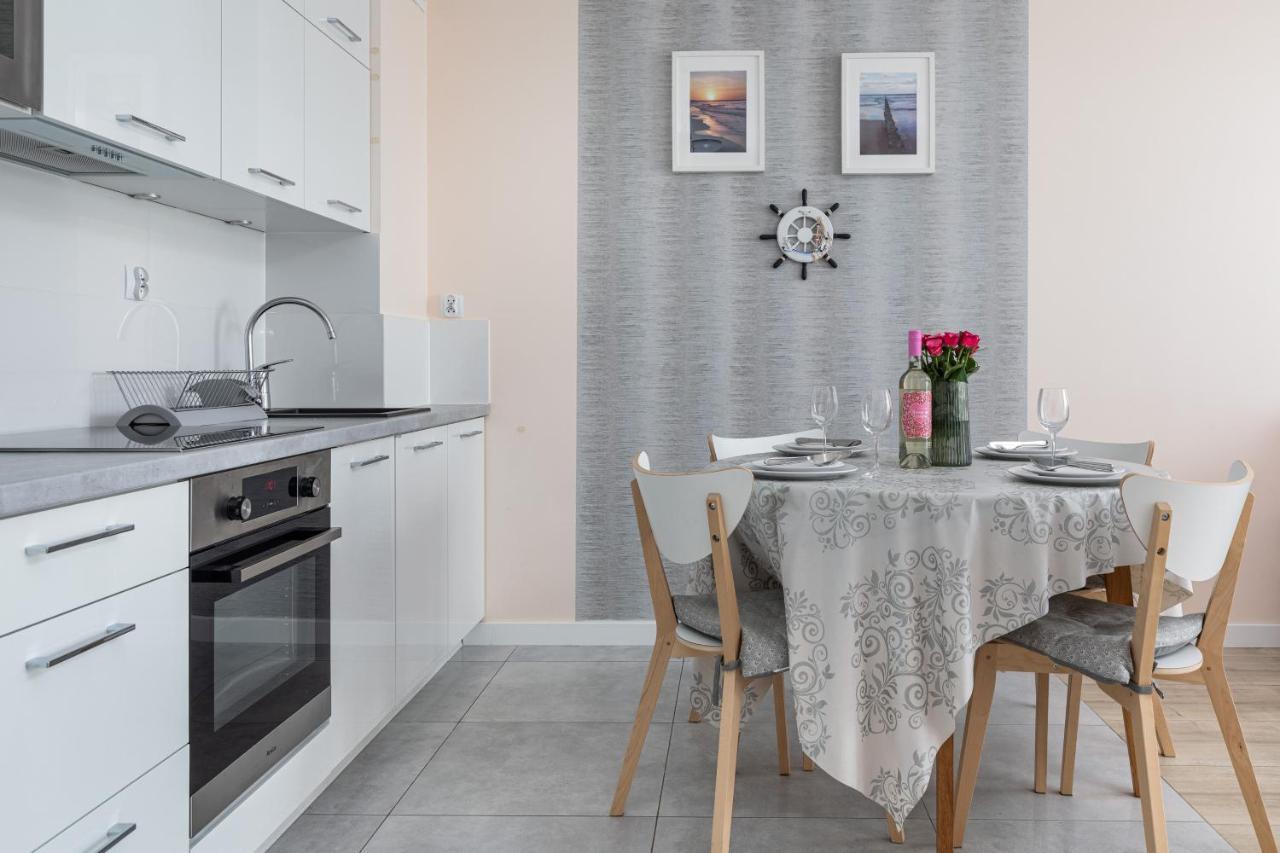 Blizej Morza II Apartament Z Garazem By Renters Apartman Kołobrzeg Kültér fotó